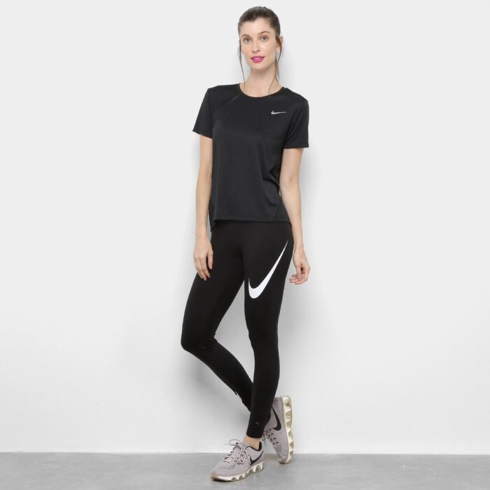Camiseta Nike Yoga Dri-FIT Mesh Feminina - Preto+Cinza